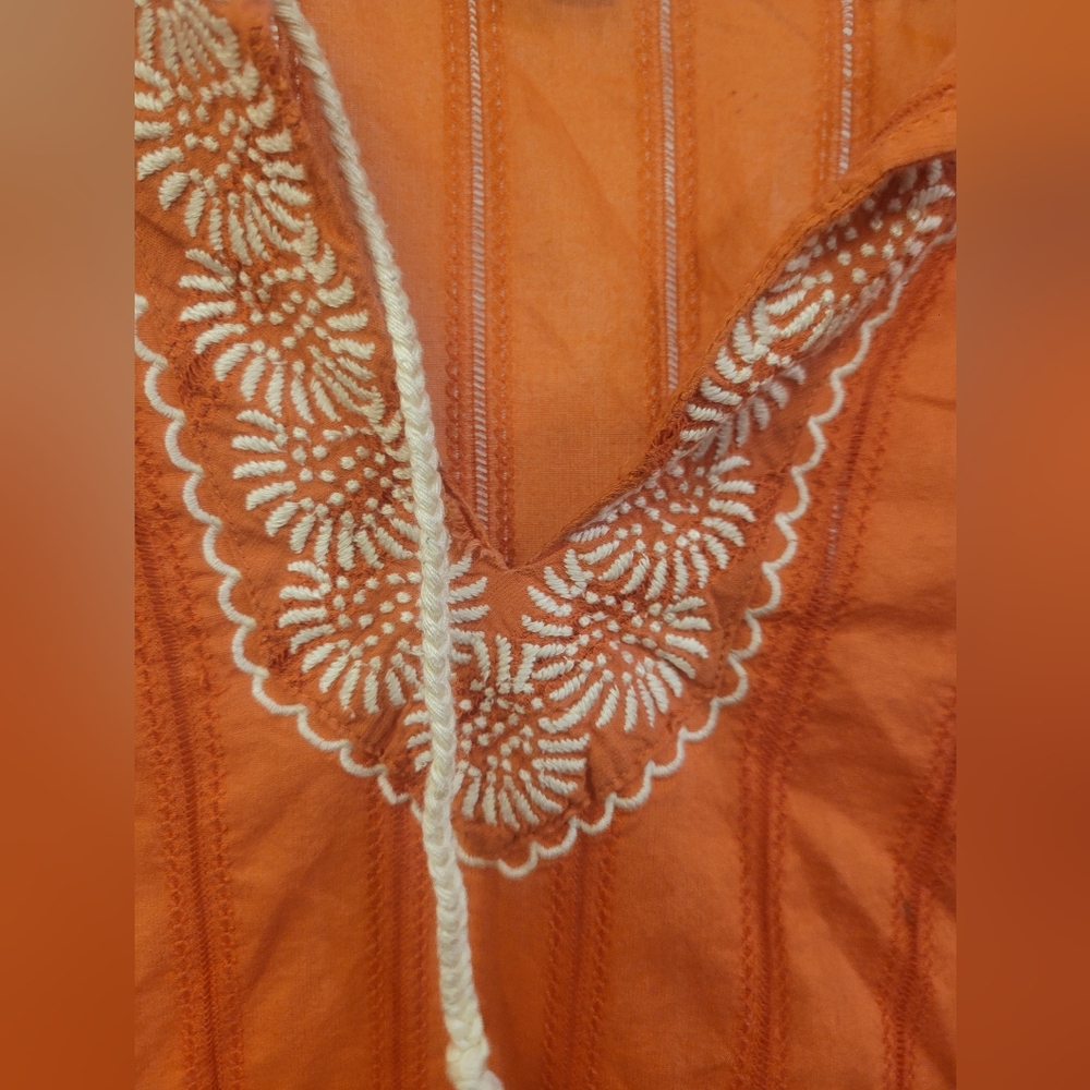 Tunic - Picture 3 of 4